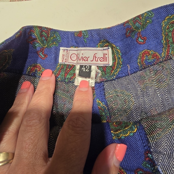 Vintage Elegant Paisley Print Trousers in Blue - Picture 5 of 9